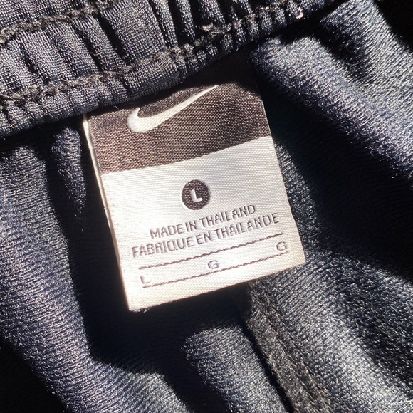 Nike Athletic Pants - Women’s Large - Picture 8 of 12